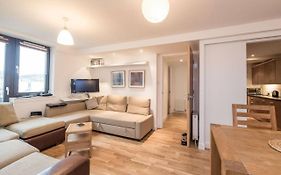 Modern Flat In The Middle Of Old Town